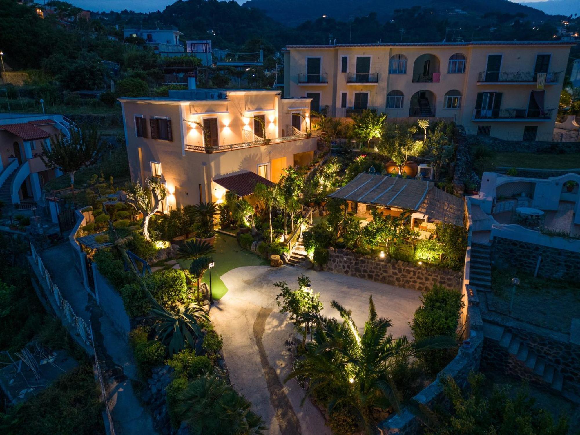 La Rosa - Luxury B&B Искья Экстерьер фото